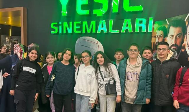 Malatya’da başarılı öğrencilere sinema ödülü