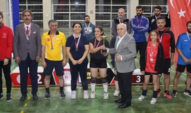 Mardin Yeşilli’de Cumhuriyet Kupası heyecanı