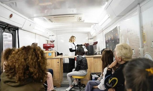 “Mobil Barista” otobüsünün yeni rotası gençlik merkezleri
