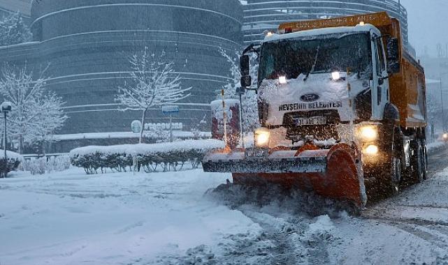 Nevşehir Belediyesi’nin Karla Mücadele Çalışmaları Sürüyor