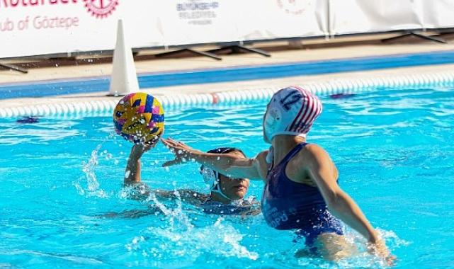 Su topunda Avrupa zamanı