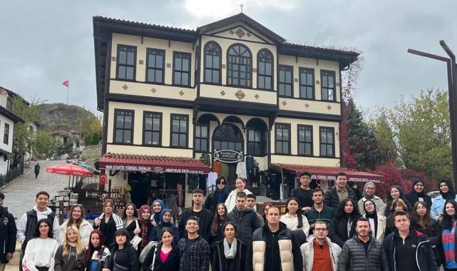 SUBÜ’nün gençleri Sakarya’nın tarihinde yolculuğa çıktı