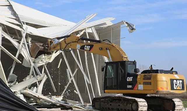 Tahtalı’da kaçak depo yıkıldı