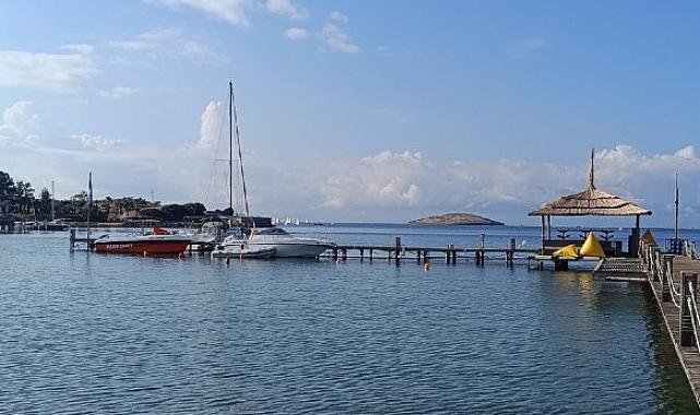 TYF Yelken Ligi Funboard Foça Yarışları rüzgar yetersizliğinden yapılamadı