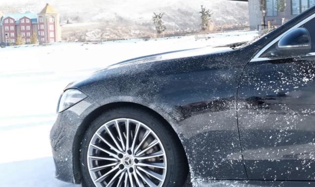 Yolda zor durumda kalmamak için lastik değişimi yapılmalı