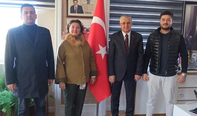 Yörük İl Hatunu’ndan Başkan Topaloğlu’na ziyaret