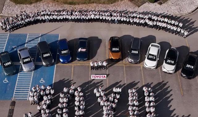 30 yılda 3 milyon 700 bin adet otomobil üretti