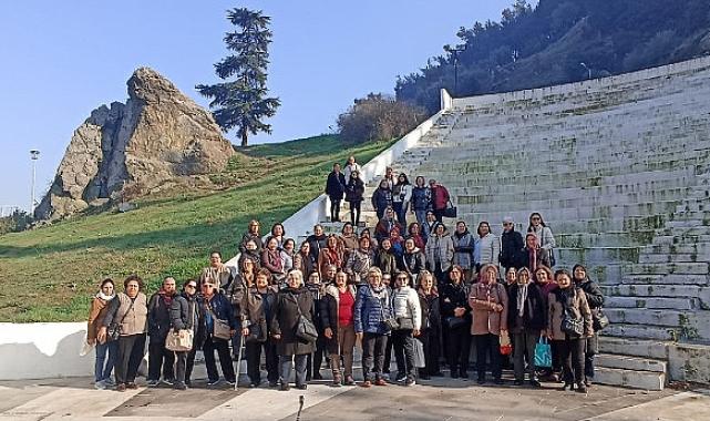 82 Kişilik Akhisarlı Kafile Manisa’yı Adım Adım Gezdi