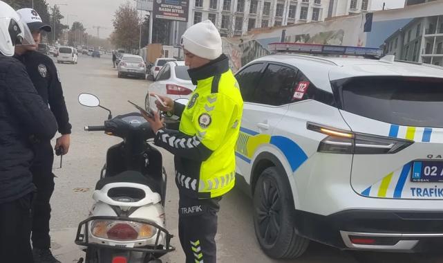 Adıyaman’da yaya geçidi denetimi: 20 sürücüye ceza kesildi!