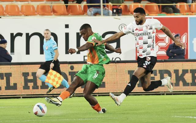 Alanyaspor 3-0 Gaziantep FK (Maç Sonucu) Alanya evinde rahat kazandı!