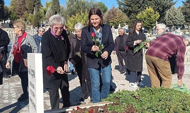 Ali İlçan ölümünün ikinci yılında Foça’da anıldı