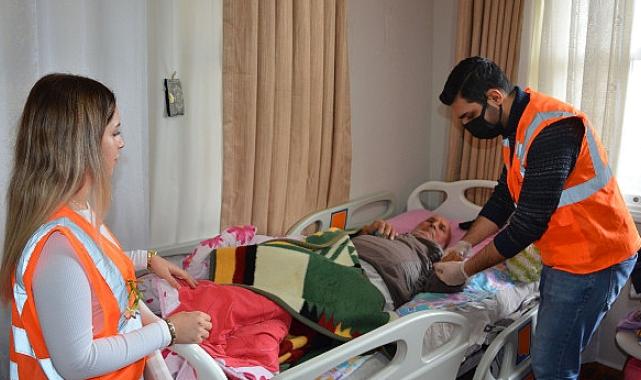 Antalya Büyükşehir Belediyesi Alanya’da hastalara fizyoterapi desteği veriyor