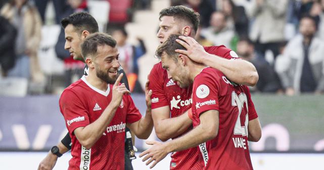 Onvo Antalyaspor 2-0 Bellona Kayserispor (Maç Sonucu) Antalya evinde kazandı!