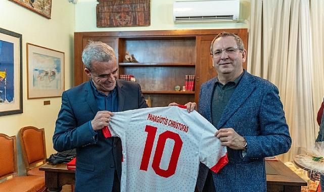 Ayvalıkgücü Belediyespor, Aetos Lutron dostluk maçında Midilli Adası’nda karşılaştı.