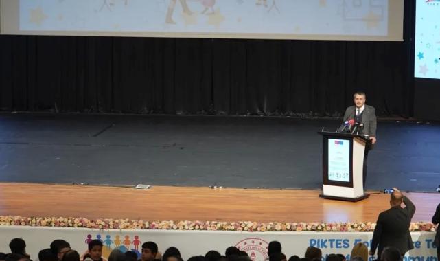 Bakan Tekin PIKTES programına katıldı
