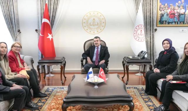 Bakan Tekin üç ülkenin büyükelçilerini kabul etti