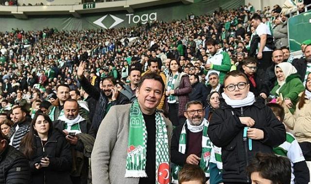 Başkan Aydın Osmangazili çocuklara Bursaspor sevgisi aşılıyor