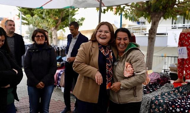 Başkan Gençay Pazartesi Pazarında Vatandaşlarla Buluştu