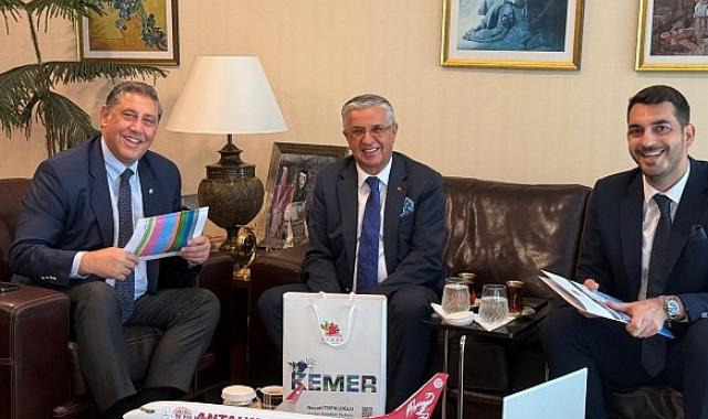 Başkan Topaloğlu’ndan tur operatörlerine ziyaret