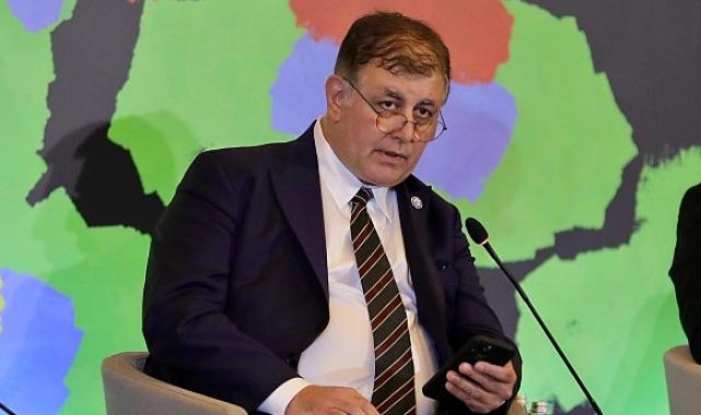 Başkan Tugay, B40 Tiran toplantısında konuştu: Geleceğimizi şekillendirmeye hazırız