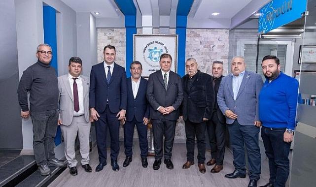 Başkan Tugay’a hizmet teşekkürü