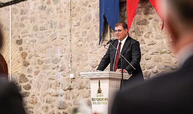 Başkan Tugay’dan yeni yıl mesajı “İyiliği çoğalttığımız bir yıl olsun”