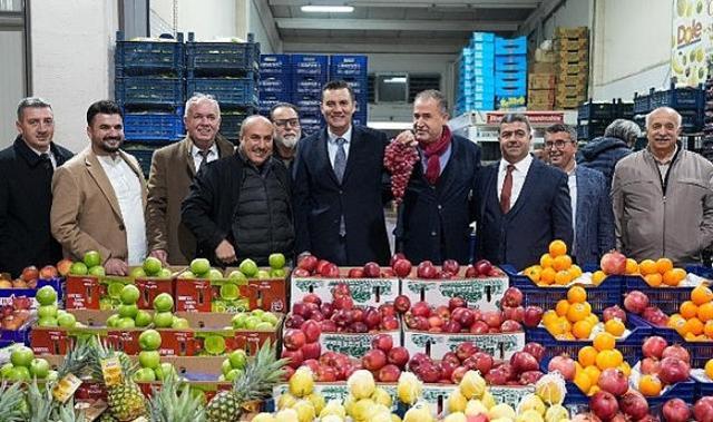 Başkan Zeyrek Hal Esnafı ile Bir Araya Geldi