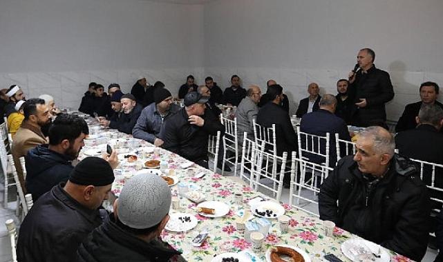 Bereket Sofrası Fetih 1453 Camiinde Kuruldu