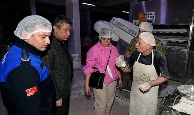 Bornova’da fırınlara gece denetimi: Başkan Eşki sahada