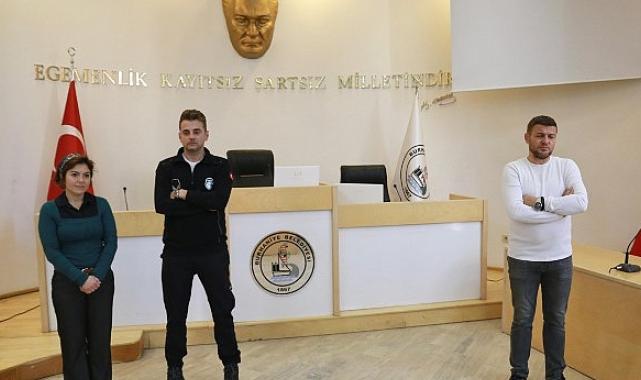 Burhaniye Belediyesi, çevre bilincini artırarak bu konuda faaliyetleriyle fark yaratıyor.