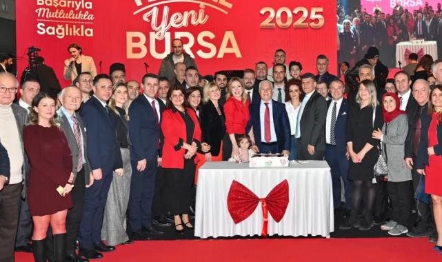 Bursa Büyükşehir ailesi yeni yılı birlikte kutladı