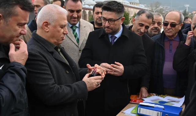 Bursa Büyükşehir Belediyesi’nden üreticiye fide ve fidan desteği