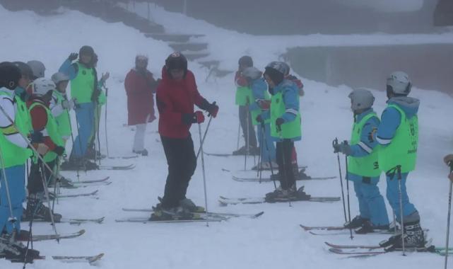 Bursa Büyükşehir öğrencileri zirveden kaydıracak