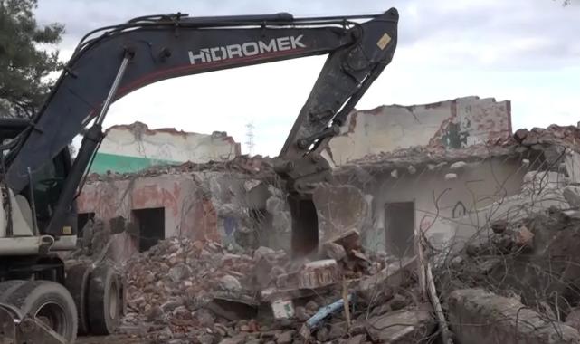 Bursa Gemlik’te  20 yıllık metruk köy alanını genişletecek