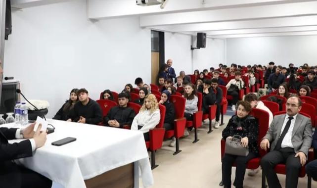 Bursa İnegöl’de ‘Genç Bakış’ ile gelişiyor