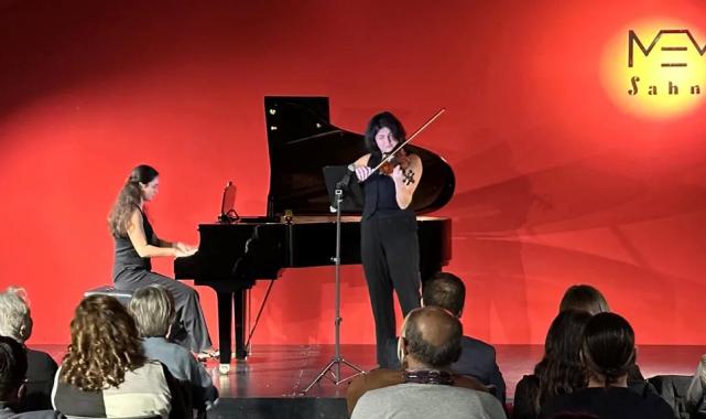 Bursa Nilüfer’de keman ve piyano buluşması
