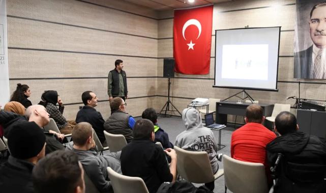 Bursa Osmangazi’de ‘engelsiz’ fotoğraf atölyesi