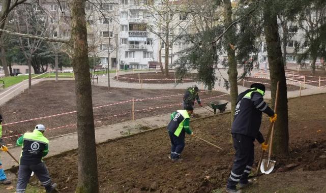 Bursa Yıldırım’da parklar yenileniyor