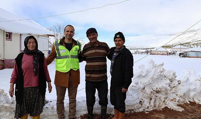 Büyükşehir Belediyesi’nin karla mücadelesi sürüyor