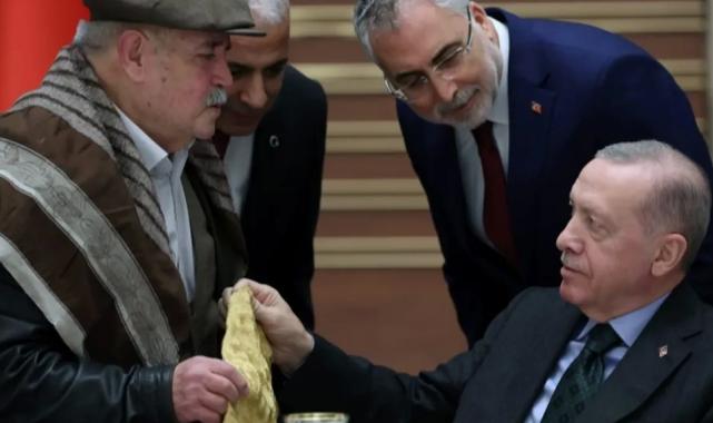 Cumhurbaşkanı Erdoğan ’emektarlarla’ buluştu