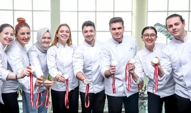Dokuz Eylül’lü öğrenciler gastronomide madalyaları topladı