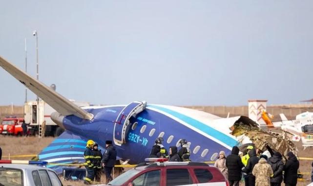 Düşen Azeri uçağını Türkler inceleyecek