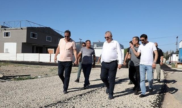 Edremit’te yol seferberliği: 2025 hedefi 500 bin metrekare