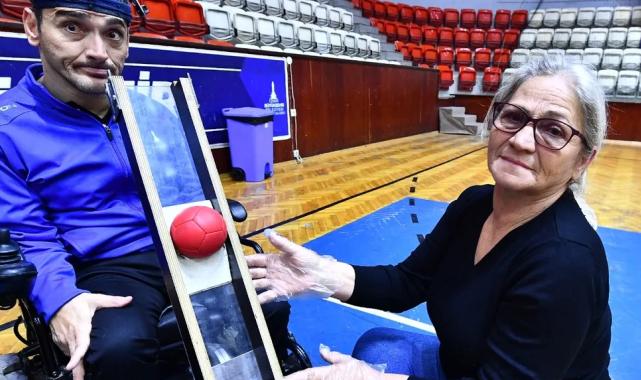 Engelleri bir bir aştı kendi ‘Evren’ini yarattı