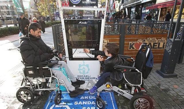 Engelsiz Kocaeli’nde akülü şarj istasyonları pırıl pırıl