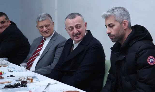 Esnaf kahvaltısıyla güne başladı