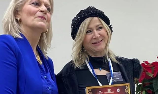 Foçalı sanatçı  Selanik’te Türkiye’yi temsil etti!