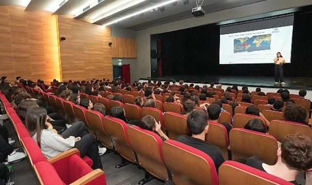 Gaziemir Belediyesi’nden 4 bin 341 öğrenciye geri dönüşüm eğitimi