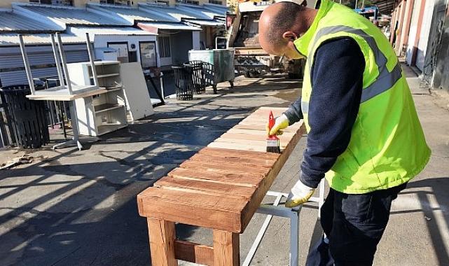 “Güzelbahçe Belediyesi Kent Mobilyaları Üretimine Devam Ediyor