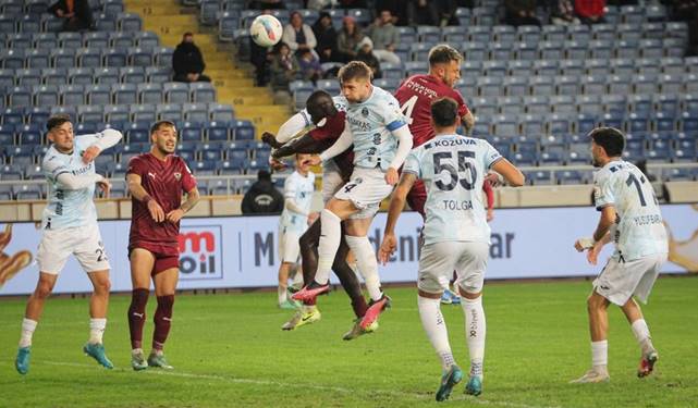 Atakaş Hatayspor 1-3 Adana Demirspor (Maç Sonucu) A. Demirspor galibiyet serisini sürdürdü!
